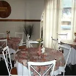Raio De Sol Hotel 2*
